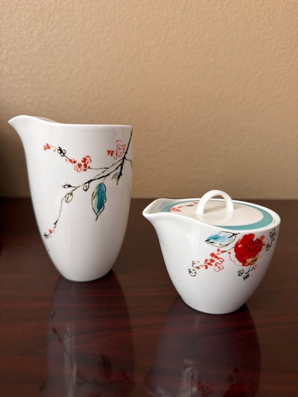 Lenox "Chirp" Creamer and Sugar Bowl w/Lid Set of 2 Pre-owned No Box